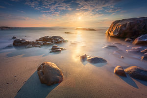 Felsen am Strand von Cala Violina. Maremma, Toskana