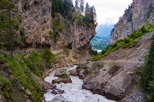 Kander waterval van Mark Lenoire
