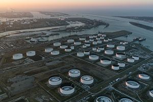 Port of Rotterdam von Luc Buthker