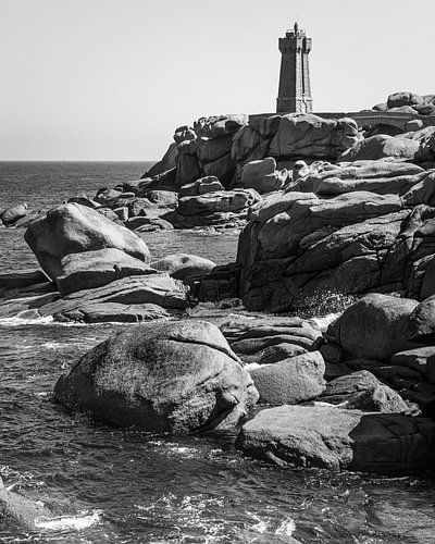De vuurtoren Mean Ruz in Zwart-Wit, Bretagne, Frankrijk