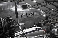 Dc-2 Douglas in Hangar