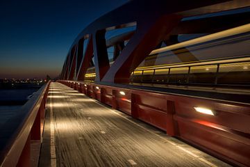 Blue Hour Trainspotting van Edwin van Nuil