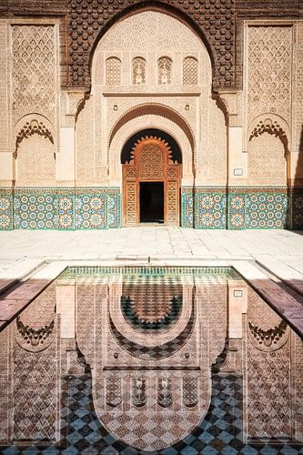 De Ben Youssef Madrasa koranschool in Marrakech, Marokko. Een prachtig voorbeeld van  islamitische a