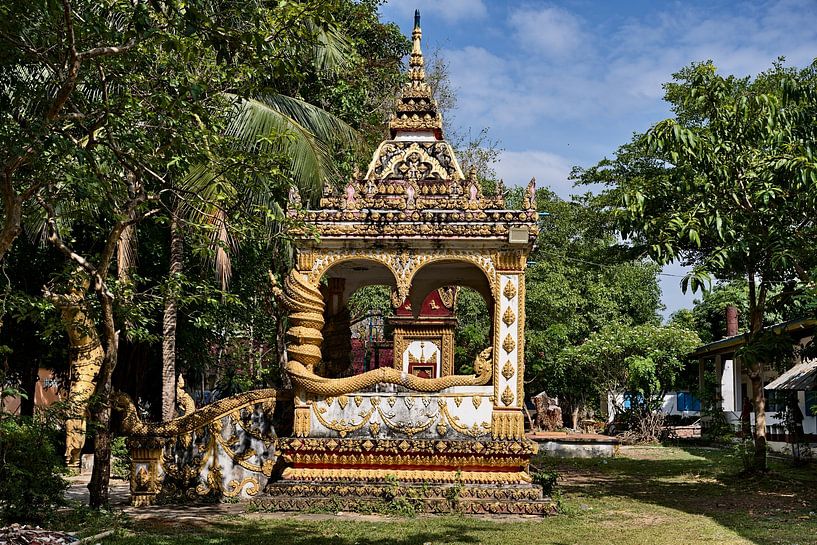 Wat Luang in Attapeu, the golden jewel of Laos by Frank Photos