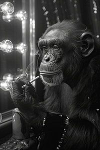 Glamoureus zwart-wit apenportret met sigaret van Felix Brönnimann