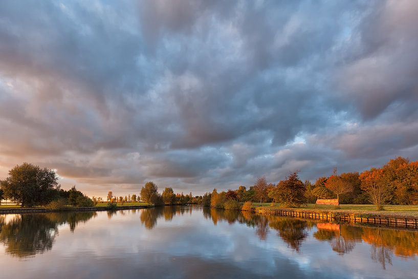 Warme herfstkleuren bij het Schildmeer von Ron Buist