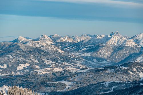 winters uitzicht over de Oberallgäu