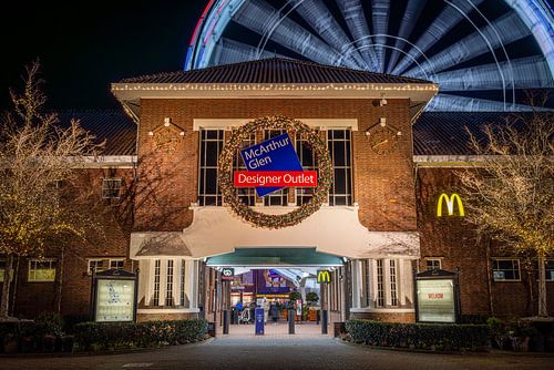 Entrée festive de Noël au Designer Outlet Roermond