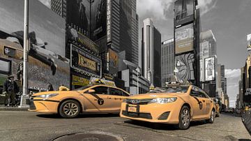 Yellow Cabs  am Times Square in New York von Kurt Krause