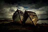 Oude vervallen bootjes langs de kust van Schotland von Atelier van Saskia Miniaturansicht