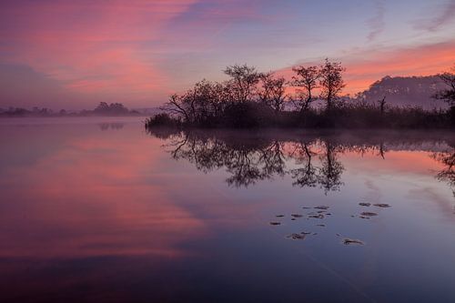 Dageraad in Nationaal park Weerribben-Wieden