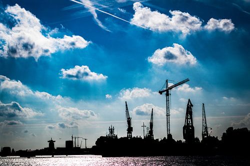 Amsterdam in de wolken