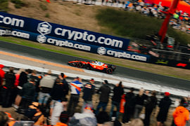 Charles Leclerc #16 - Precisie bij hoge snelheid op Zandvoort van Mohit Hambiria