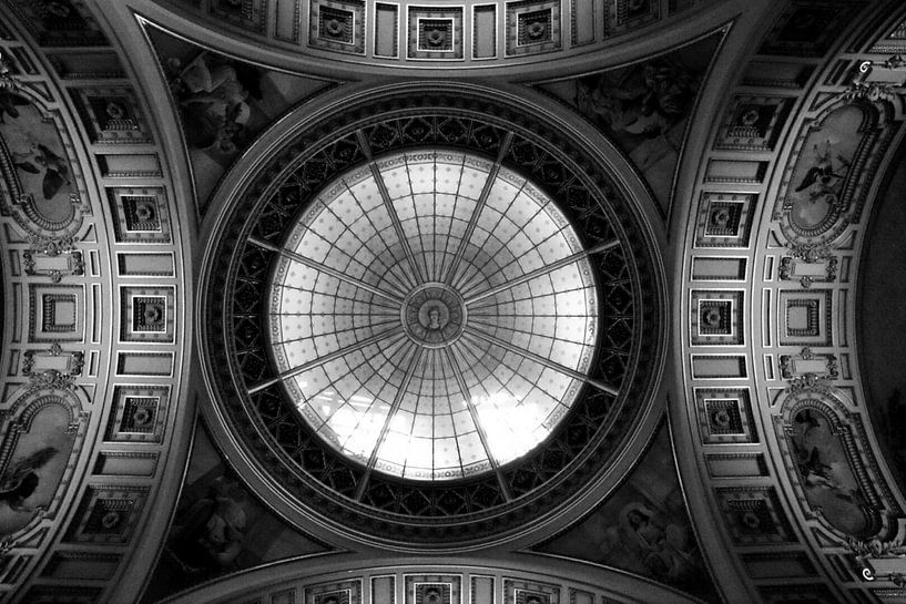 Museum plafond in zwart wit van Abe-luuk Stedehouder