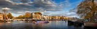 Amsterdam Amstel panoramafoto met rondvaartboot