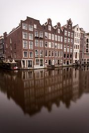 Amsterdam canal houses by Albert Mendelewski