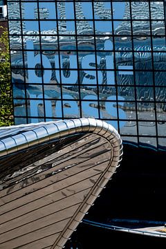 Centraal Station Rotterdam “Details” by:Jan Benthem van Truckpowerr