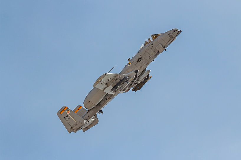 Fairchild Republic A-10 Thunderbolt II. by Jaap van den Berg