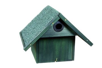 Vogelnestkast op witte achtergrond