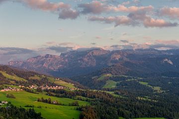 Schöne Erkundungstour durch das Alpenland Österreich von Oliver Hlavaty