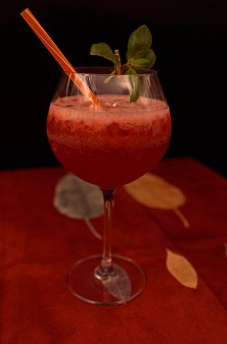 Passievrucht sap gin cocktail