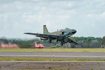 Historischer Flug der schwedischen Luftwaffe Saab J32B Lansen. von Jaap van den Berg