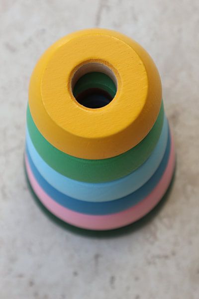 Toy discs on top of each other by hou2use
