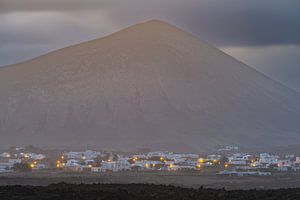 Masdache by night
