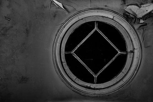 Rond raam von Izo van Thiel