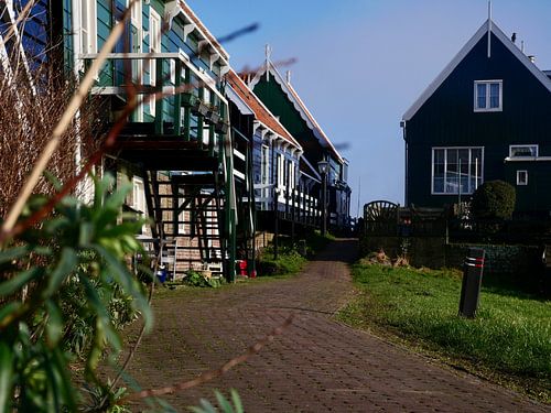 Walk on sunny Marken