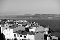 Schöne Aussicht von Saint-Tropez von Tom Vandenhende Miniaturansicht