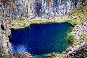 Blue Lake in Wales by René Holtslag