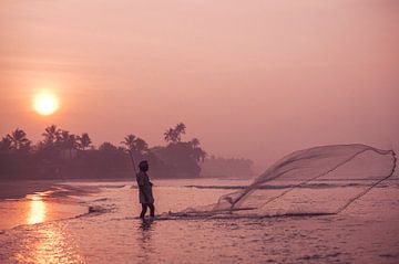 Pêcheur au Sri Lanka sur Lotte de Graaf
