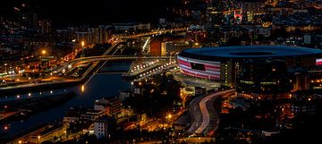 Bilbao bij avond van Corrie Ruijer
