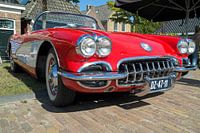 red chevrolet corvette