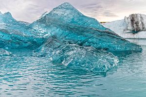 Icebergs sur Anita Loos