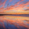 Zonsondergang Hoek van Holland strand. van delkimdave Van Haren