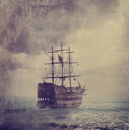 Oud piratenschip in woelige wateren – Wanddecoratie in klassieke vintage-stijl