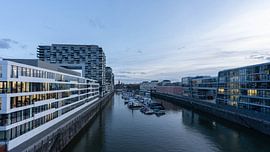 Blue Hour in the Harbour of Cologne with its great Architecture - November 2025 von Sebastian Czech