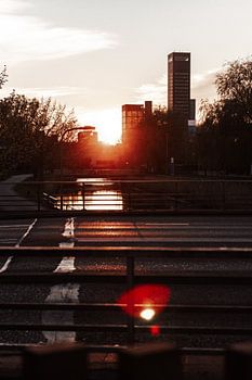 De Achmeatoren in Leeuwarden met zonsondergang