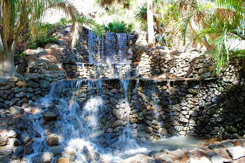 Waterval in een park