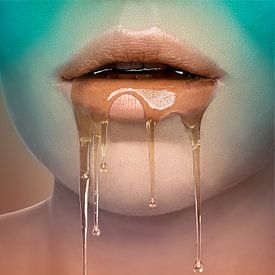 Lippen in Honig von Stanislav Pokhodilo