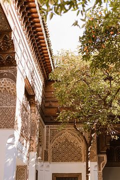 Marokkaanse architectuur in Bahia Palace, Marokko van Joke van Veen