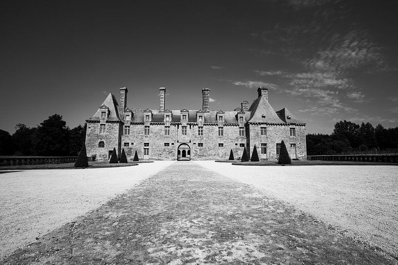 Französisches Schloss schwarz-weiß von Jeroen Mikkers