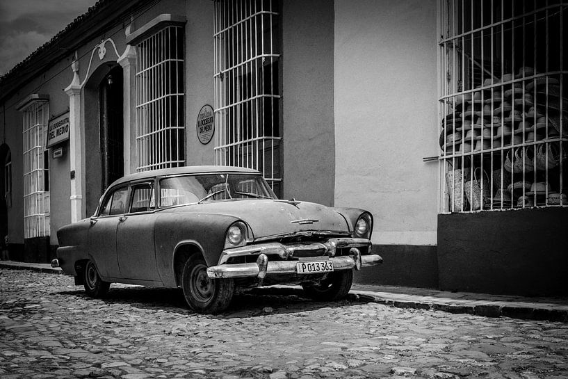 Classic Car in Trinidad by Anita Loos