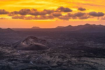 Vulkan El Cuervo von Ernesto Schats