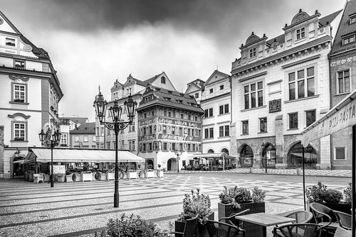 Schilderachtig Oude Stadsplein in Praag | Monochroom