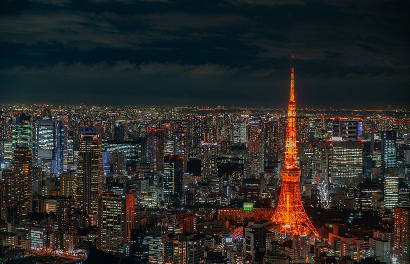 Tokyo Tower by Hello Pompoyo