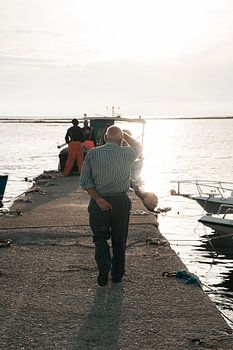 Un vieil ami à Porto Cesareo, dans le sud de l'Italie