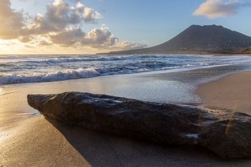 Strand Sint Eustatius van Marco Linssen